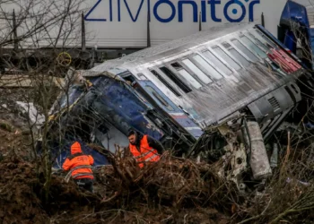 Τέμπη: Οκτώ ερωτήσεις και απαντήσεις από τον ΕΟΠΥΥ για τους τραυματίες του σιδηροδρομικού δυστυχήματος