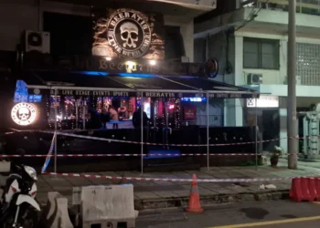 Θεσσσαλονίκη: Με μια μαχαιριά στον λαιμό σκότωσε ο Νορβηγός τον 32χρονο αστυνομικό