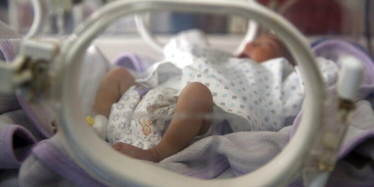 Διάγνωση 500 γενετικών παθήσεων με μία σταγόνα αίματος – Κλινική μελέτη στο νοσοκομείο Παπαγεωργίου