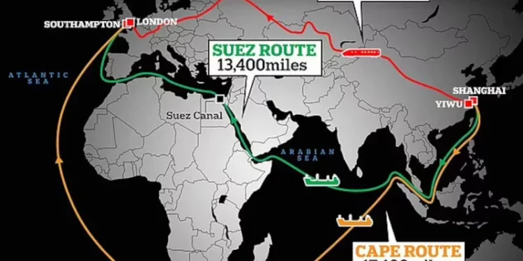 Υπό πίεση η παγκόσμια ναυσιπλοΐα λόγω των επιθέσεων στην Ερυθρά Θάλασσα – Φόβοι για ανατιμήσεις & καθυστερήσεις προϊόντων