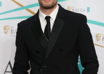 Jamie Dornan: Στο νοσοκομείο με συμπτώματα καρδιακής προσβολής ο πρωταγωνιστής της ταινίας “50 αποχρώσεις του Γκρι”