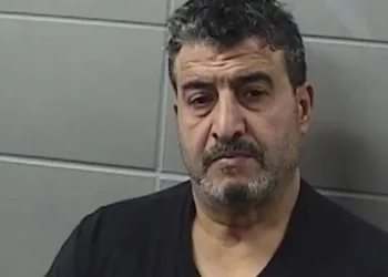 Σικάγο: Σε κατάσταση αμόκ σκότωσε τη γυναίκα και τις τρεις κόρες του – Όλα ξεκίνησαν από έναν καβγά