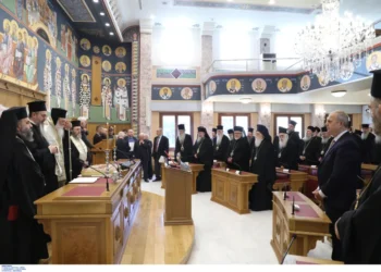 Έμμεσος εκβιασμός Ιεράς Συνόδου: Θα σας κρίνουμε στις κάλπες