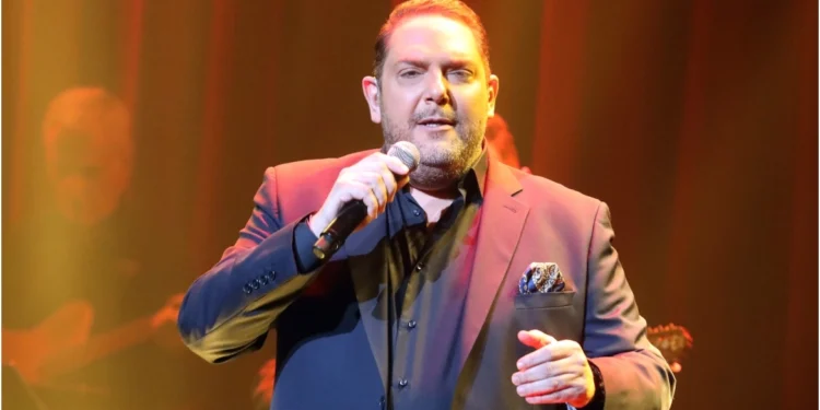 Στέλιος Διονυσίου: Περιπέτεια υγείας για τον τραγουδιστή