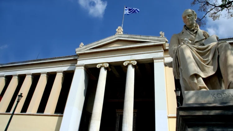 Πανεπιστήμια: Υπό κατάληψη σχεδόν οι μισές σχολές στη χώρα – Κίνδυνος να χαθούν εξεταστικές