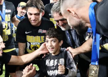 Ο μικρός Γιαννάκης του ΠΑΟΚ έχει βάλει στόχο να ενώσει τους φιλάθλους