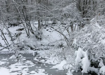 Καιρός: Νέο κύμα κακοκαιρίας από την Κυριακή – Για παντουρκικό χιονιά και χειμωνιάτικη φωτοβολίδα μιλούν οι μετεωρολόγοι