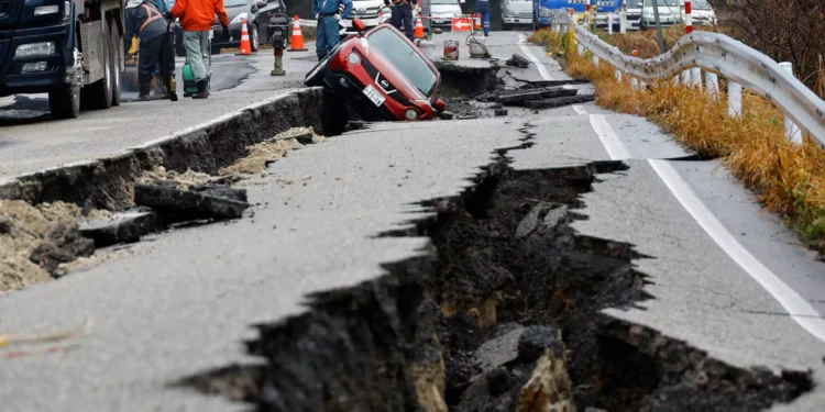 Ιαπωνία: 92 νεκροί και 242 αγνοούμενοι από τον καταστροφικό σεισμό