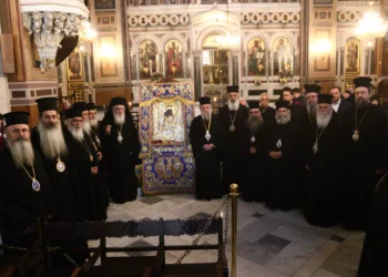 «Η Εκκλησία δεν μπορεί να αποδεχτεί τον ομοφυλοφιλικό γάμο» – Όλη η εγκύκλιος της Ιεράς Συνόδου