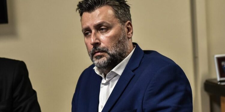 Καλλιάνος κατά μετεωρολόγων: «Τζούφιος ο χιονιάς της Αττικής, σεβαστείτε την επιστήμη που υπηρετείτε»