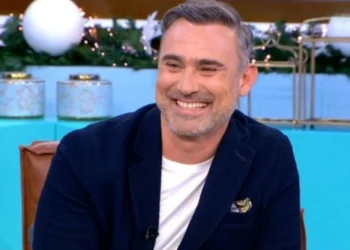 Γιώργος Καπουτζίδης: Αποκάλυψε ότι συζήτησε με τον Κυριάκο Μητσοτάκη για τον γάμο και την τεκνοθεσία ομόφυλων ζευγαριών