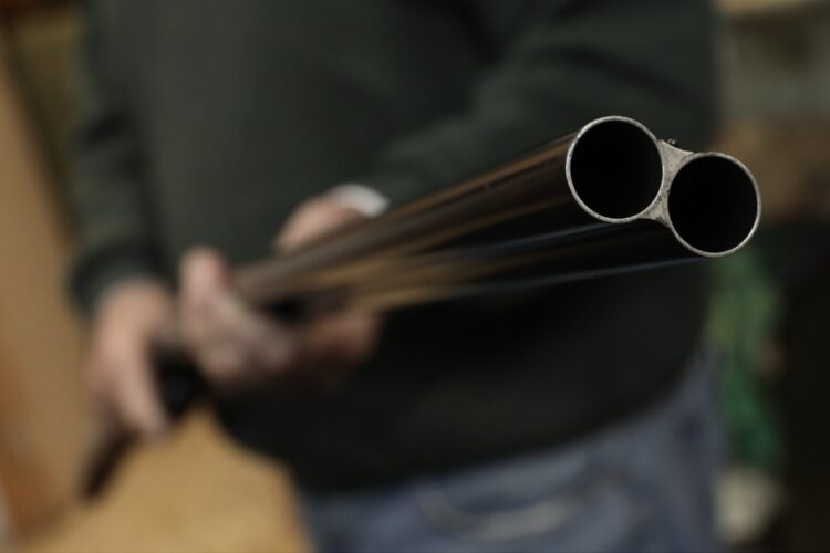 Βόλος: “Βόμβα” από τη σύζυγο του 50χρονου που σκότωσε τον κουνιάδο του – “Δεν ήταν καλός πατέρας, δεν βίασε καμία ο αδερφός μου”