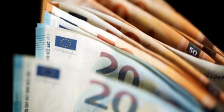 Κατώτατος μισθός: Μέχρι τις 22 Μαρτίου θα ξέρουμε το νέο ποσό – Αύξηση ως 6%