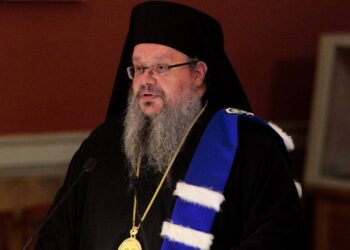 Λαρίσης Ιερώνυμος: «Αν αύριο ζητήσει κάποιος να κάνει γάμο με το δέντρο, θα πούμε και σε αυτό ναι;»