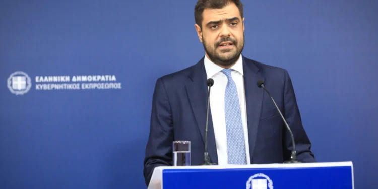 Ανασχηματισμός: Χρυσοχοΐδης στο Προστασίας του Πολίτη, Δόμνα Μιχαηλίδου στο Εργασίας – Δείτε τις αλλαγές