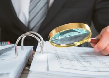 Εφορία: Tο σύστημα «Eispraxis» φέρνει αυτόματες κατασχέσεις