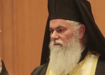 Μητροπολίτης Καλαβρύτων: «Δεν μπορούμε να πούμε ότι ο Θεός έπλασε τρία φύλα(Βίντεο)