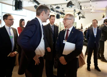 Μητσοτάκης: Συναντήθηκε με υψηλόβαθμα στελέχη της Google και της Intel στο Νταβός