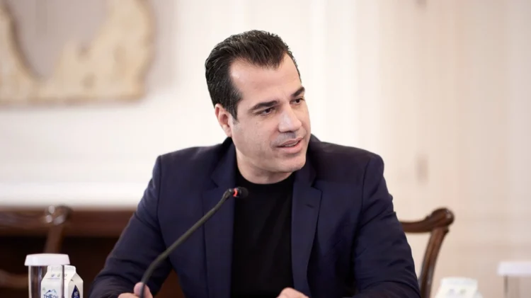 Πλεύρης: Δεν ψηφίζω τον γάμο για τα ομόφυλα ζευγάρια – Διαφωνώ με το νομοσχέδιο