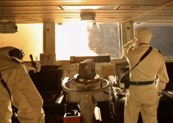 ΗΠΑ και Βρετανία βομβάρδισαν θέσεις των Χούθι στην Υεμένη – Με αντίποινα απειλούν οι σιίτες αντάρτες