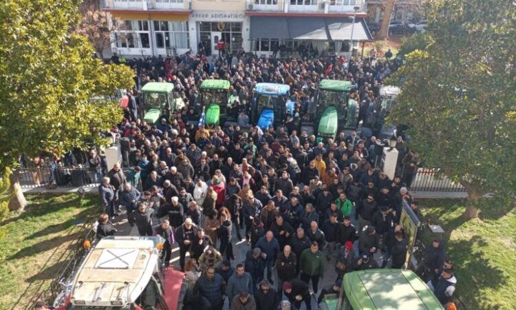 Σέρρες: Δυναμική διαμαρτυρία αγροτών και κτηνοτρόφων