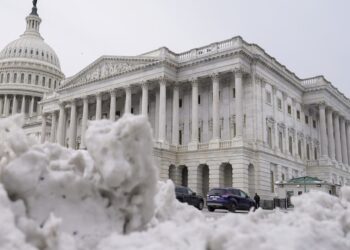 Φονικό ψύχος στις ΗΠΑ: Πάνω από 50 οι νεκροί της κακοκαιρίας – Κλειστά σχολεία και μπλακ άουτ