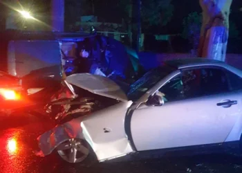 Τραγωδία στα Μέγαρα: Ένας νεαρός νεκρός και τρεις τραυματίες σε τροχαίο – Βίντεο με τη στιγμή της σύγκρουσης