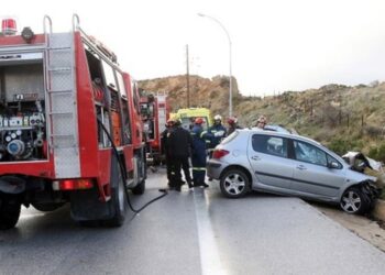 Τροχαίο με εκτροπή ΙΧ στις Σέρρες – Επιχείρηση απεγκλωβισμού για 3 τραυματίες