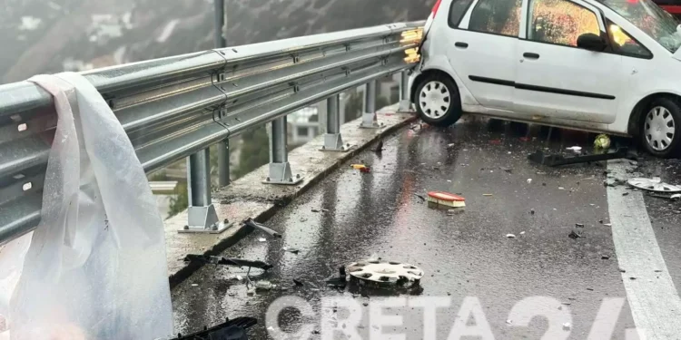 Κρήτη: Πέθανε η γιαγιά και δίνει μάχη το δίχρονο εγγονάκι της μετά το φρικτό τροχαίο στον ΒΟΑΚ