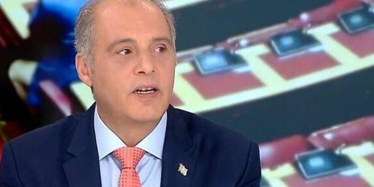 Ελληνική Λύση για ομόφυλα ζευγάρια: «Ο πολιτικά ανήθικος πρωθυπουργός έκλεψε την ψήφο του λαού»