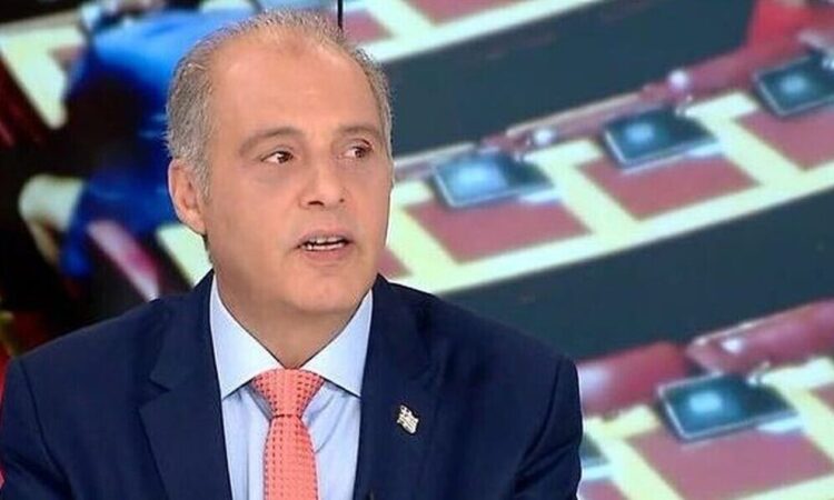 Ελληνική Λύση για ομόφυλα ζευγάρια: «Ο πολιτικά ανήθικος πρωθυπουργός έκλεψε την ψήφο του λαού»