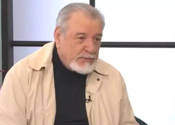 Τάσος Χαλκιάς για ομόφυλα ζευγάρια: «Δεν μπορώ να διανοηθώ ένα παιδί να μεγαλώνει χωρίς τη μάνα του»