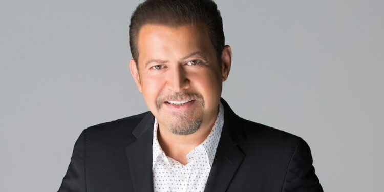 Χάρης Κωστόπουλος: Θρήνος για τον λαϊκό τραγουδιστή – Οι 23 δίσκοι και οι μεγάλες επιτυχίες