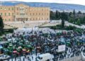 Πάνω από 120 τρακτέρ «όργωσαν» το Σύνταγμα – Φεύγουν στις 11 οι αγρότες