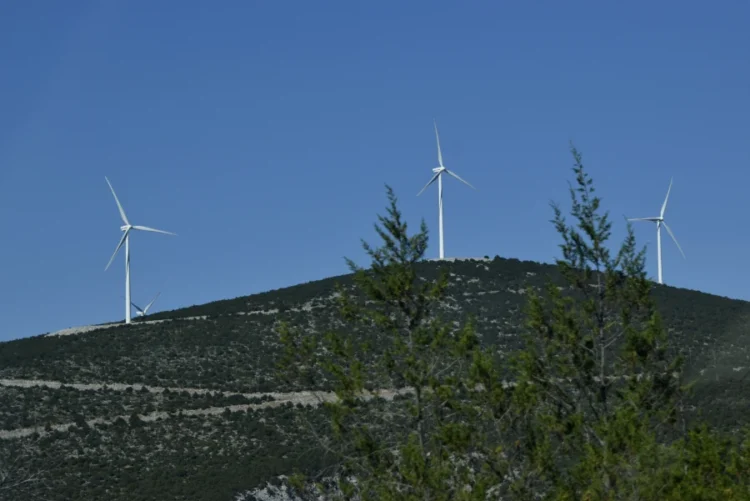 Μειωμένοι λογαριασμοί ρεύματος σε δεκάδες δήμους σε όλη τη χώρα – Αναλυτικοί πίνακες