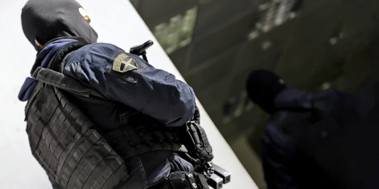 Αντιτρομοκρατική: Ο φάκελος που «πρόδωσε» τον στρατιωτικό – Τι ερευνούν οι αρχές