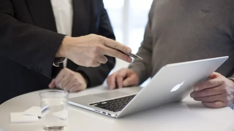 Ελεύθεροι επαγγελματίες: Παράθυρο απαλλαγής μετά από έλεγχο για όσους αμφισβητήσουν το τεκμήριο