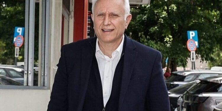 Γιάννης Ραγκούσης: Θηλυκός Βορίδης η Νίνα Κασιμάτη – Μαλλιά κουβάρια στον ΣΥΡΙΖΑ