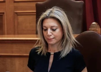 Τέμπη: Πήγα στον Αρειο Πάγο να δώσω στοιχεία και μου είπαν να πάω στην Εκκλησία να με βοηθήσει, λέει η Μαρία Καρυστιανού