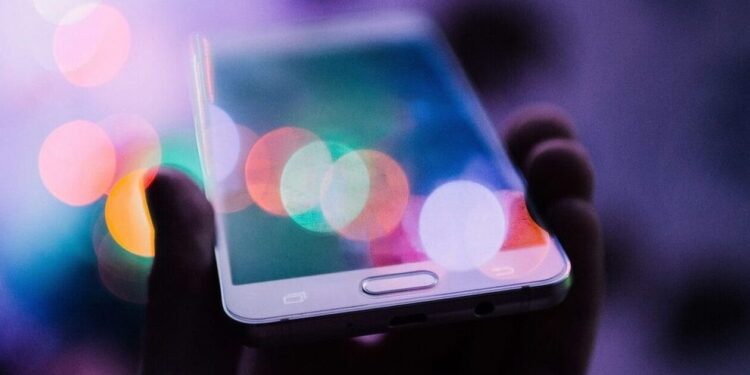 Προσοχή: Διαγράψτε άμεσα αυτές τις εφαρμογές από το κινητό σας – Σας κλέβουν