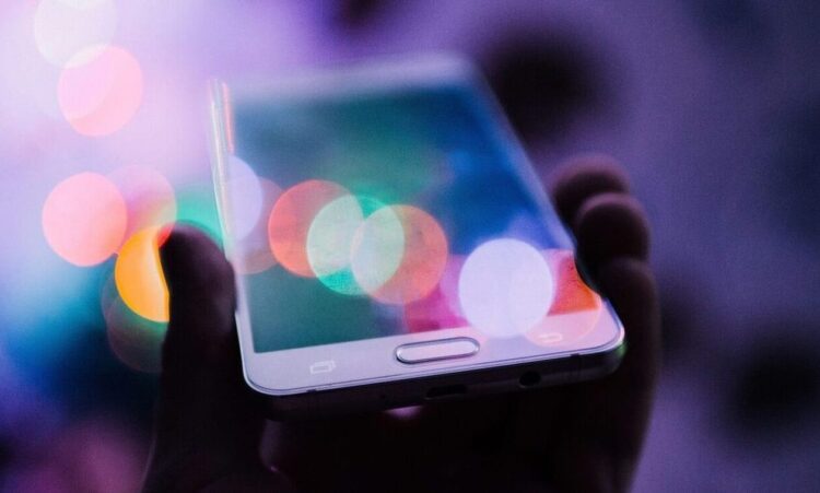 Προσοχή: Διαγράψτε άμεσα αυτές τις εφαρμογές από το κινητό σας – Σας κλέβουν