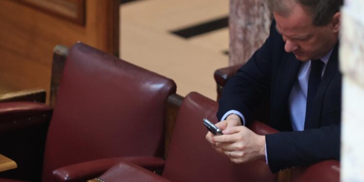 Κώστας Καραμανλής: Ντροπιαστική δήλωση για τη μαύρη επέτειο της τραγωδίας στα Τέμπη