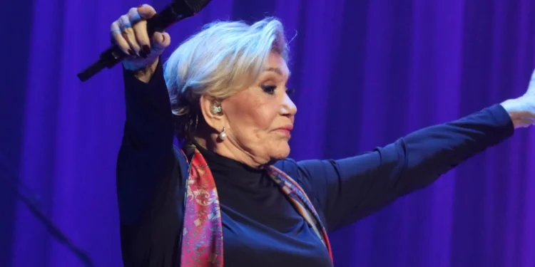 Μαρινέλλα: Ατύχημα για την τραγουδίστρια