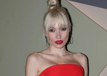 Μικαέλα Φωτιάδη: Ξυλοκόπησαν το μοντέλο – Δημοσίευσε φωτογραφίες της με αίματα