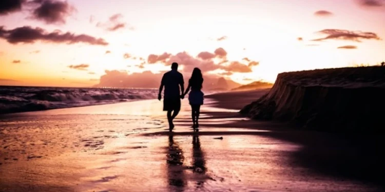 Έρχεται το πιο αποκαλυπτικό ριάλιτι: Οι παίκτες του «Virgin Island» θα χάνουν την παρθενιά τους στην τηλεόραση