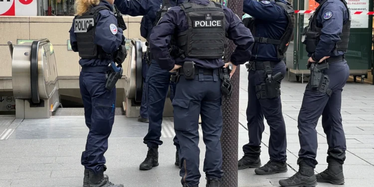 Παρίσι: Τραυματίες από επίθεση με μαχαίρι σε σιδηροδρομικό σταθμό