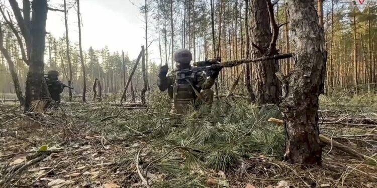 Ρωσία: Στα 70 χρόνια αυξάνει το όριο ηλικίας στράτευσης ο Πούτιν