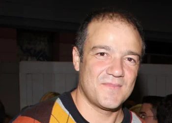 Φώτης Σπύρου: «Ξέρουμε τι γίνεται στην εκκλησία, υπάρχουν πολλοί γκέι ιερείς»