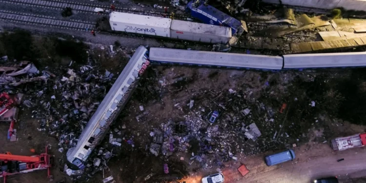 Δυστύχημα στα Τέμπη: Οι καμπάνες σε όλη τη χώρα θα ηχήσουν πένθιμα 57 φορές