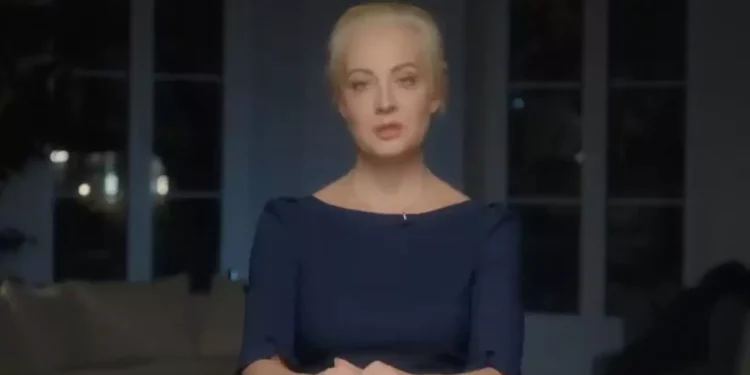 «Ο Αλεξέι Ναβάλνι δηλητηριάστηκε με Νόβιτσοκ» – Δήλωση – βόμβα από την σύζυγό του